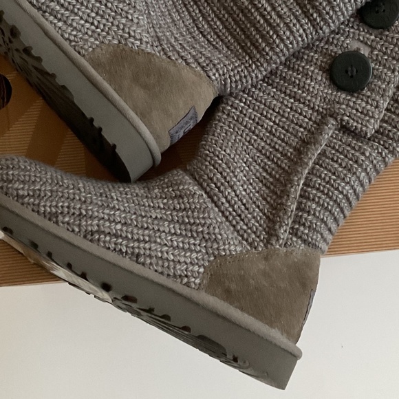 FINAL SALE 🎈New UGG Kids K Cardy Pull-on Knit Boot Size 4 * - Picture 8 of 14